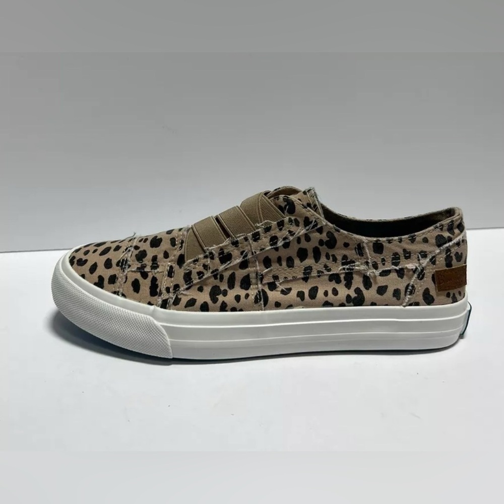Blowfish Womens Marley Slip On Sneaker Size 8 M
